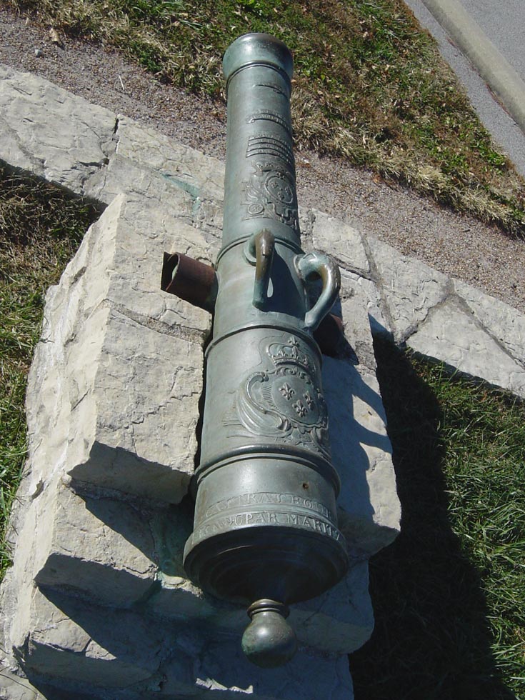 Gun Detail