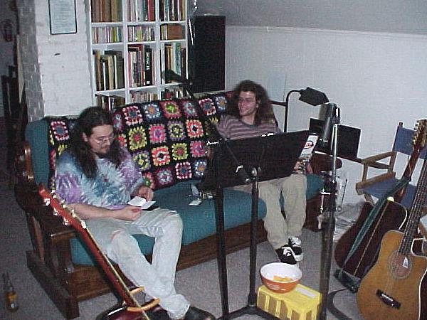 8/3/01-- 'recording' artists studio (Wes Blackwood, Jamie Pigg)
